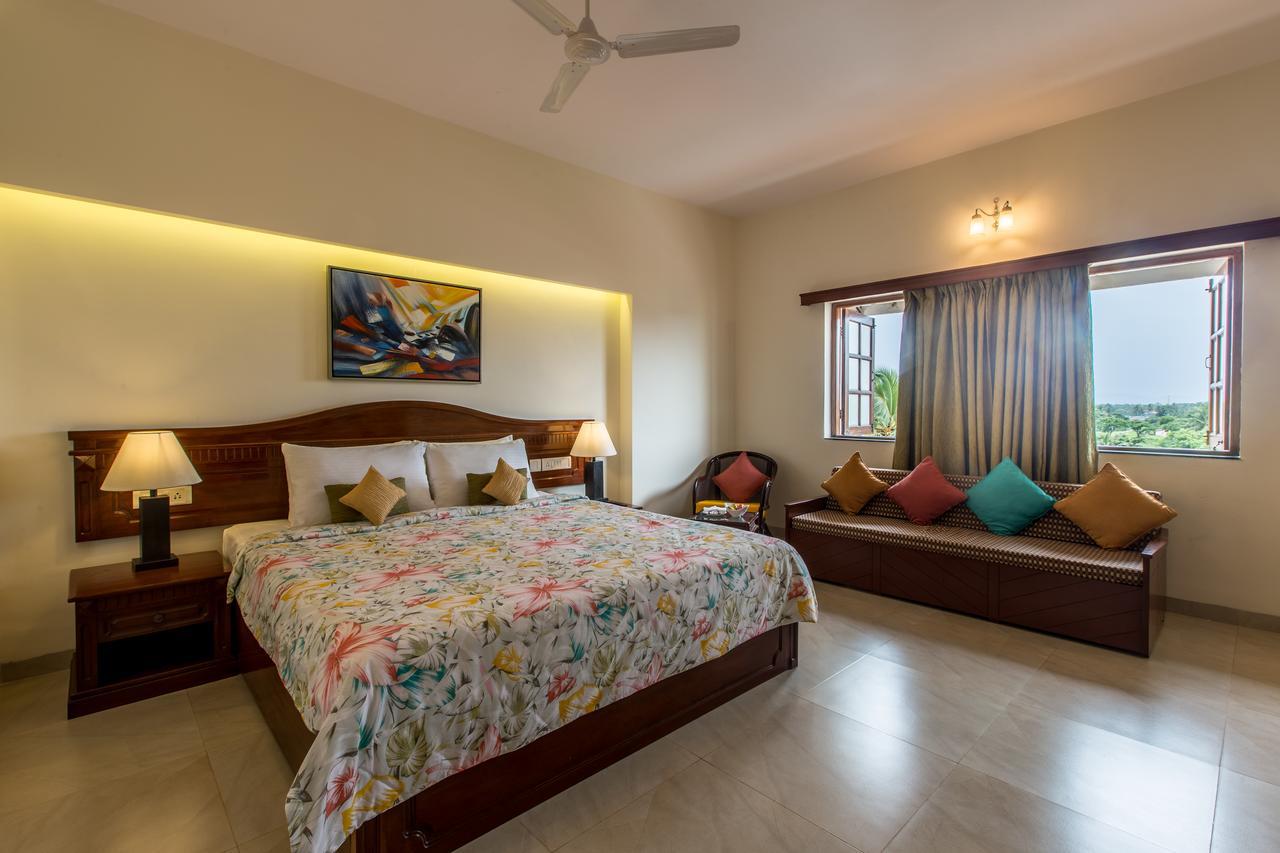Viva Hotel Near Madgaon Railway Station Bagian luar foto